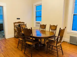 The Great Gharky House - Image 3