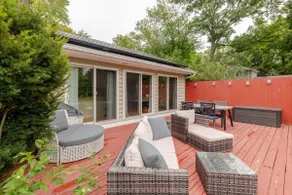 *Family & Pet Friendly/Green & Serene private home - Image 2