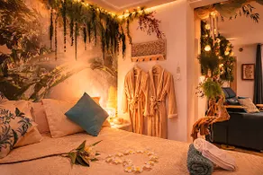 Jungle Spa: Romantic tropical escape & private spa - Image 2