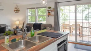 The Lake House at Darling Shores - Image 4