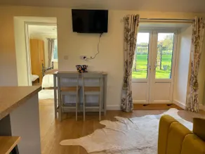 Little Hawthorns Cottage - Image 2
