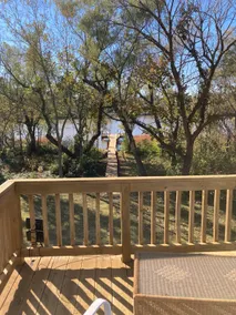 Lake house with early check-in and late checkout - Image 5