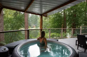 Lake Front Retreat, Sauna/Hot Tub - Image 5