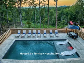 Pool, Views, Sauna & Cold Plunge, 5 Kings, Peloton - Image 2