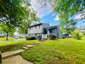 Monumental Stay Near DC‘s Best! - Image 2