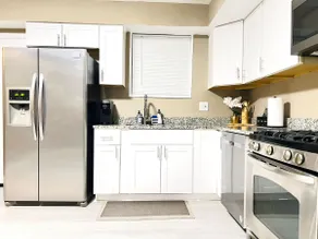Monumental Stay Near DC‘s Best! - Image 4