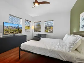 Cozy Getaway: Coronado Charm - Image 4