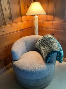 Private Guesthouse in Riverside - Image 5