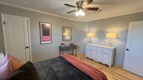 Relaxing farmhouse get away - Image 3