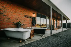 Stunning couples getaway - Outdoor cinema and fire - Image 4