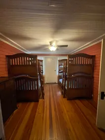 Guest House at The Crossing - Image 2