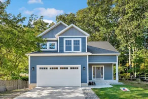10 Min to Lake MI • Luxe • Sleeps 12 • Spacious - Image 2