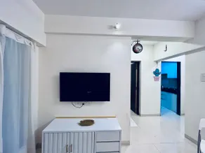 Premium 1 Bedroom Hall Kitchen - Image 3