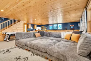 3 min to Sunday River w/ Views, Game room, Hot tub - Image 4