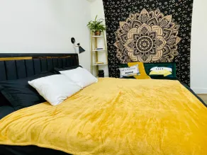 Black & Gold Culver Guesthouse | Platform & Helms - Image 3