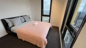 Melbourne City Centre Apartment -z.c-3 - Image 3