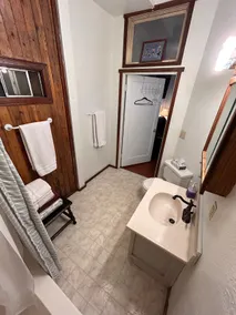 Creek View Cabin! Ideal for Groups & Work Crews - Image 5