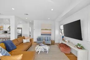 Big + Bright | walk to beach | ocean views - Image 2