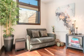 2BR mtn-view condo with fireplace, balcony, grill - Image 4