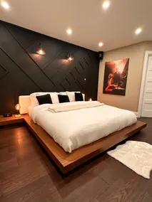 London Fog. (Detached home) - Image 2