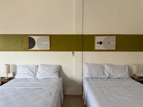 Room 12. Downtown, comfortable and spacious - Image 2