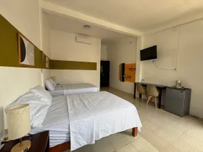 Room 12. Downtown, comfortable and spacious - Image 3