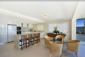 Beachfront on the Esplanade at Umina Beach - Image 5
