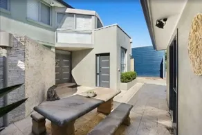 Ocean View on the Esplanade - Image 3