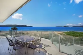Ocean View on the Esplanade - Image 2