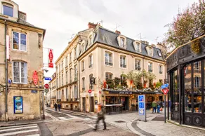 La Bonbonnière Rose: Comfort in the Heart of Caen - Image 5
