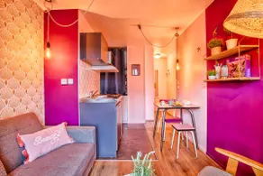 La Bonbonnière Rose: Comfort in the Heart of Caen - Image 2