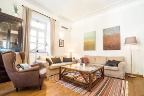 Stylish Penthouse with large terrace - Image 5