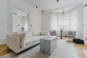 Cosmopolitan Hideaway - Image 4