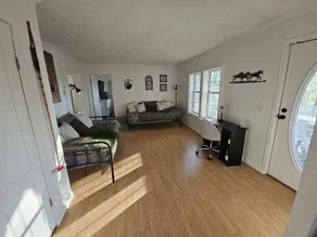 Private Farm House - Image 4