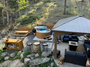 Aspen Guesthouse Spa Ready No cleaning fees - Image 4