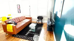 Hip Capitol Hill Apartment - Image 2