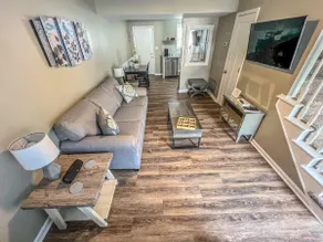 Clean Condo + 5minDTBelmont + 15minCLTAirport - Image 5
