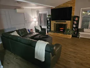 Glen Burnie Escape - Image 2