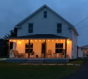 School Street House in heart of Manchester Center - Image 5