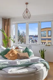 Luxury Loft View 4BR | Central | Parking, Gym - Image 5