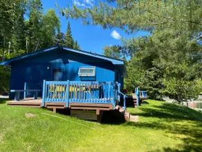 Lake house on Crow Lake - Image 2
