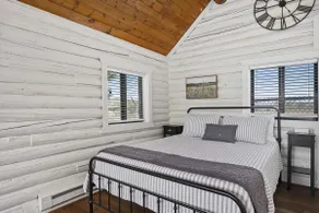 Mineral Springs Cabin | Studio with Kitchenette - Image 4