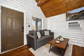 Mineral Springs Cabin | Studio with Kitchenette - Image 5