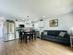 Bolton Farm CJ’S Dream House 2bed/1bath - Image 3