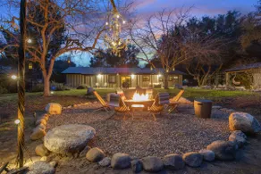 Thoughtfully designed nature escape. - Image 4