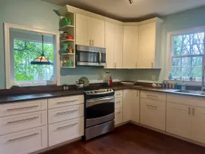 Southern Magnolia - Historic 5 BR/3 BA - Sleeps 10 - Image 2