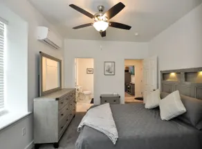Cozy New Eagle Hideout - Image 2