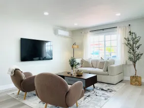 2BR/1BA Modern Gated House near Disney & DTLA - Image 5