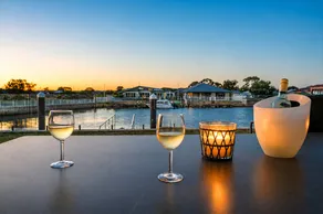 Spring at Waterside Paradise - Image 5