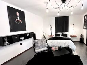Mafia Suite - Homsty Style and Comfort - Image 5